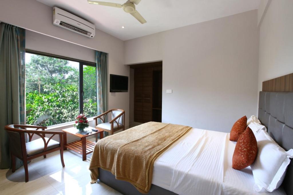 Lake View Resort Lonavala Eksteriør bilde