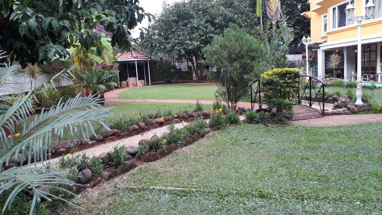 Lake View Resort Lonavala Eksteriør bilde