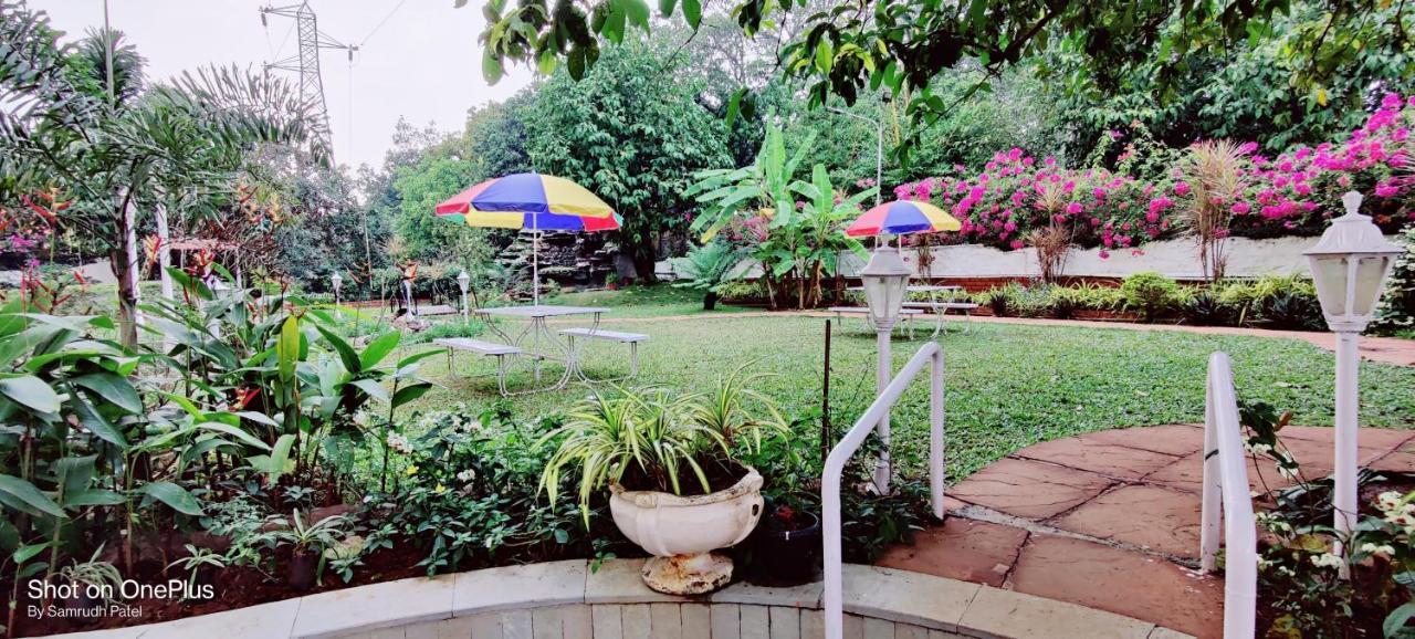 Lake View Resort Lonavala Eksteriør bilde