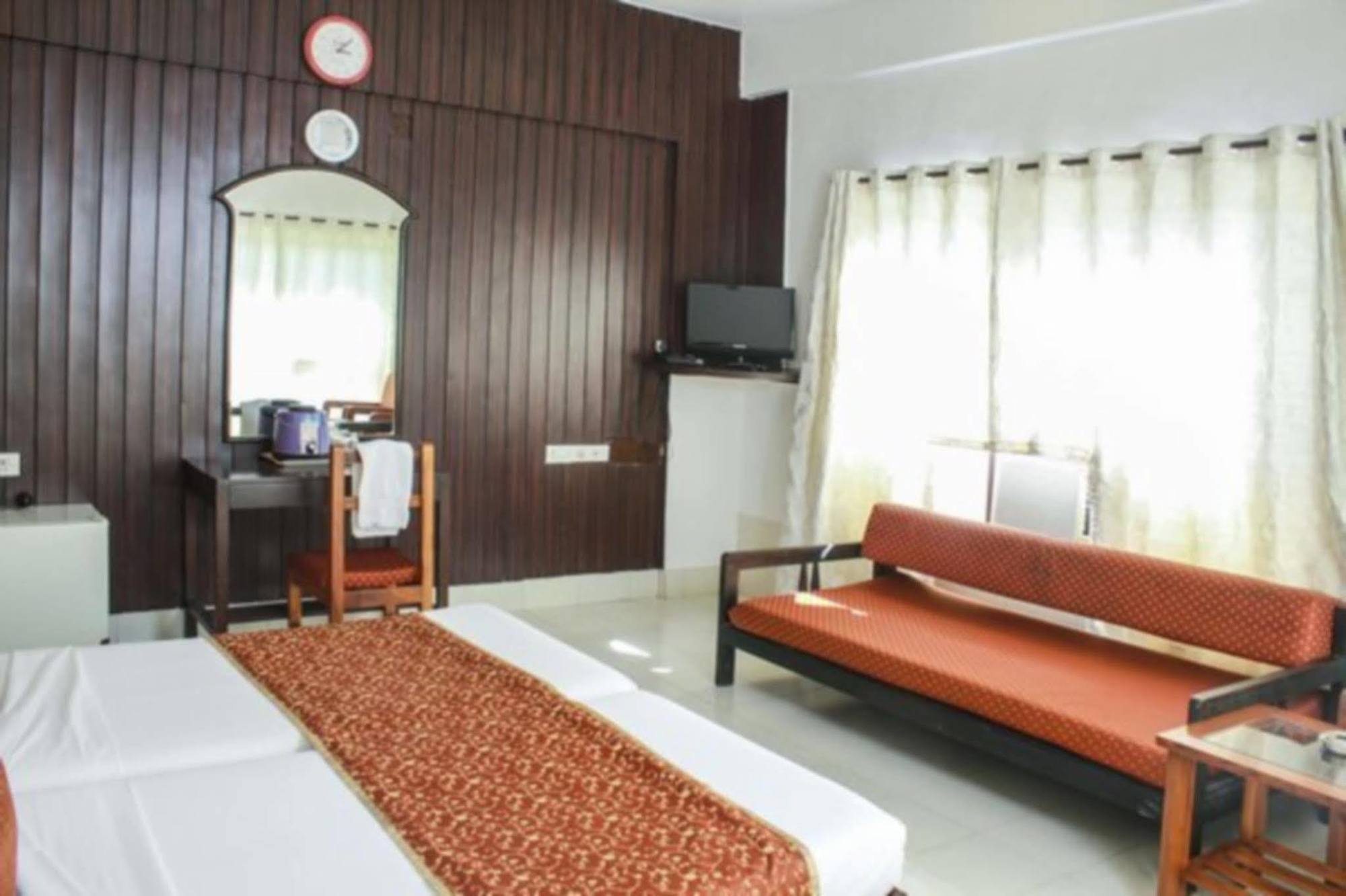 Lake View Resort Lonavala Eksteriør bilde